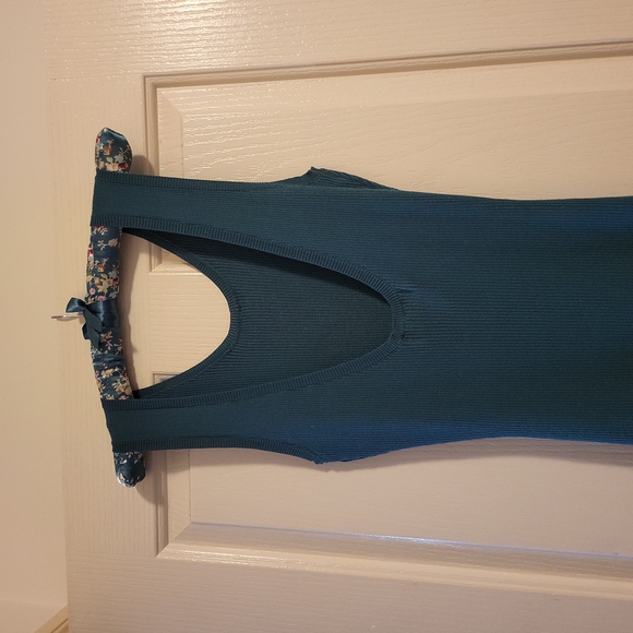 White Valentine bodycon knit dress - Picture 7 of 7